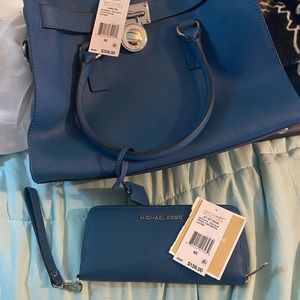 Michael kors new with tags purse and wallet